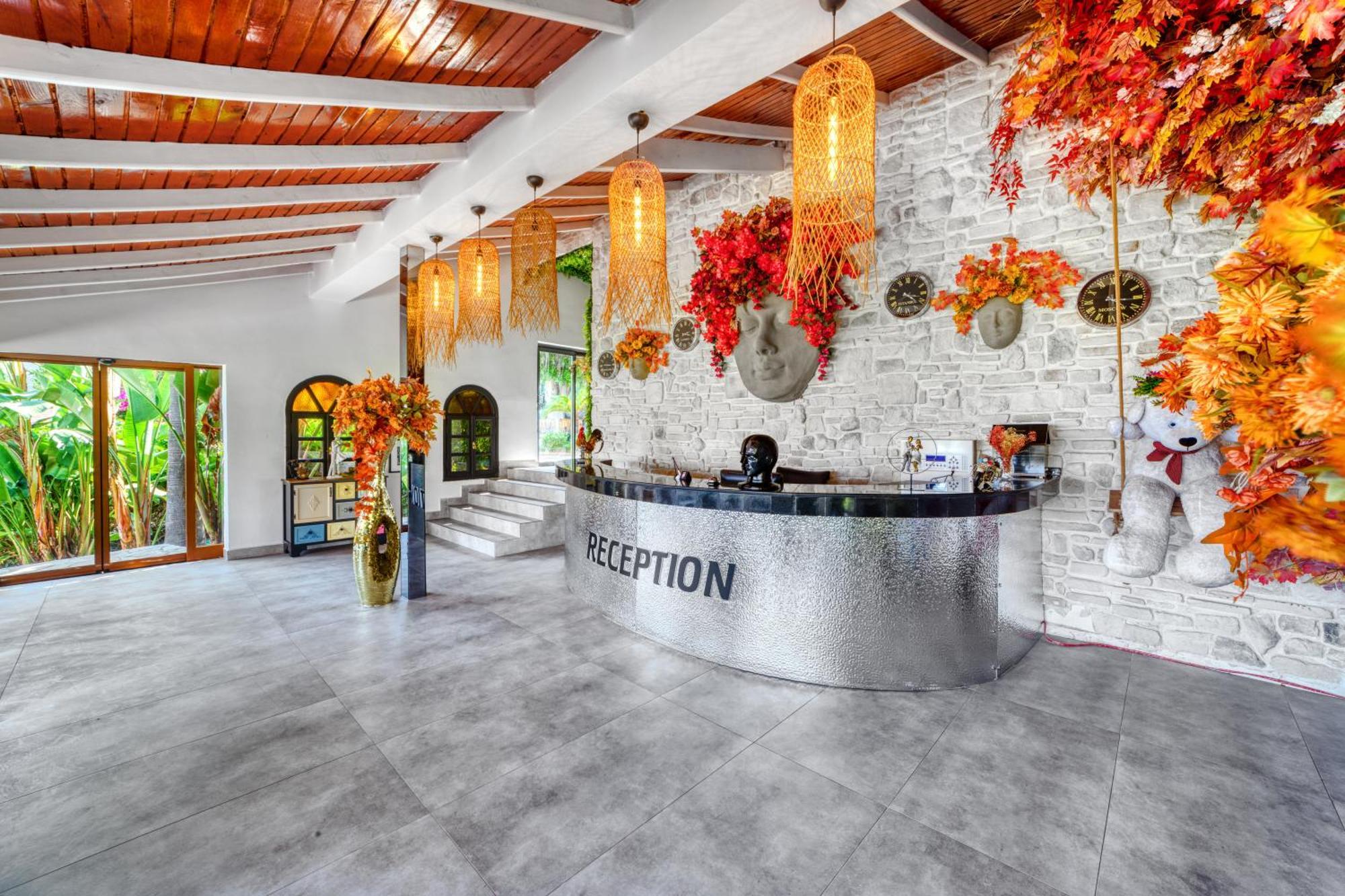 Illusion & Clubhotel - Adults Only Hotel 3*