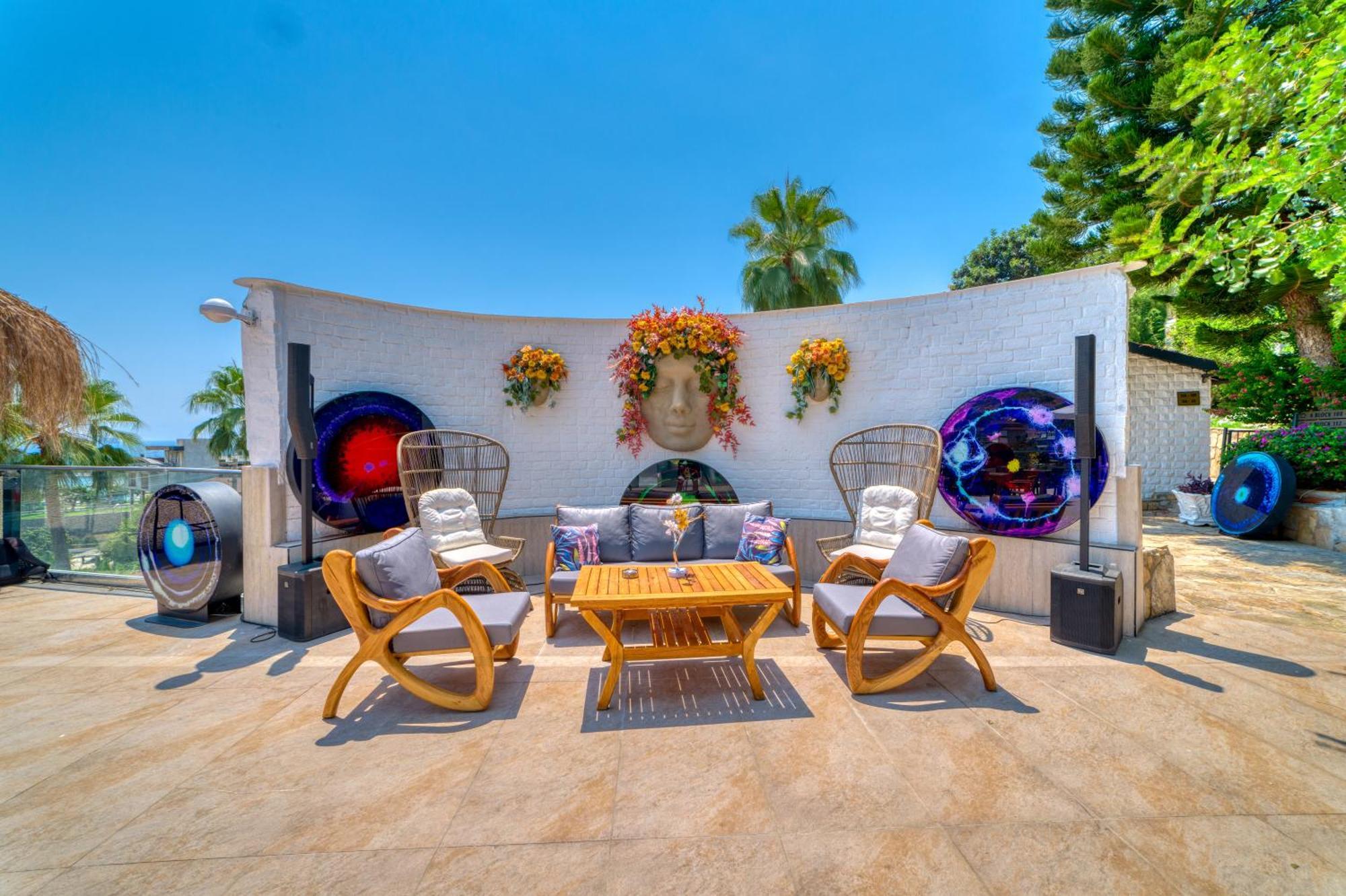Illusion & Clubhotel - Adults Only 3*