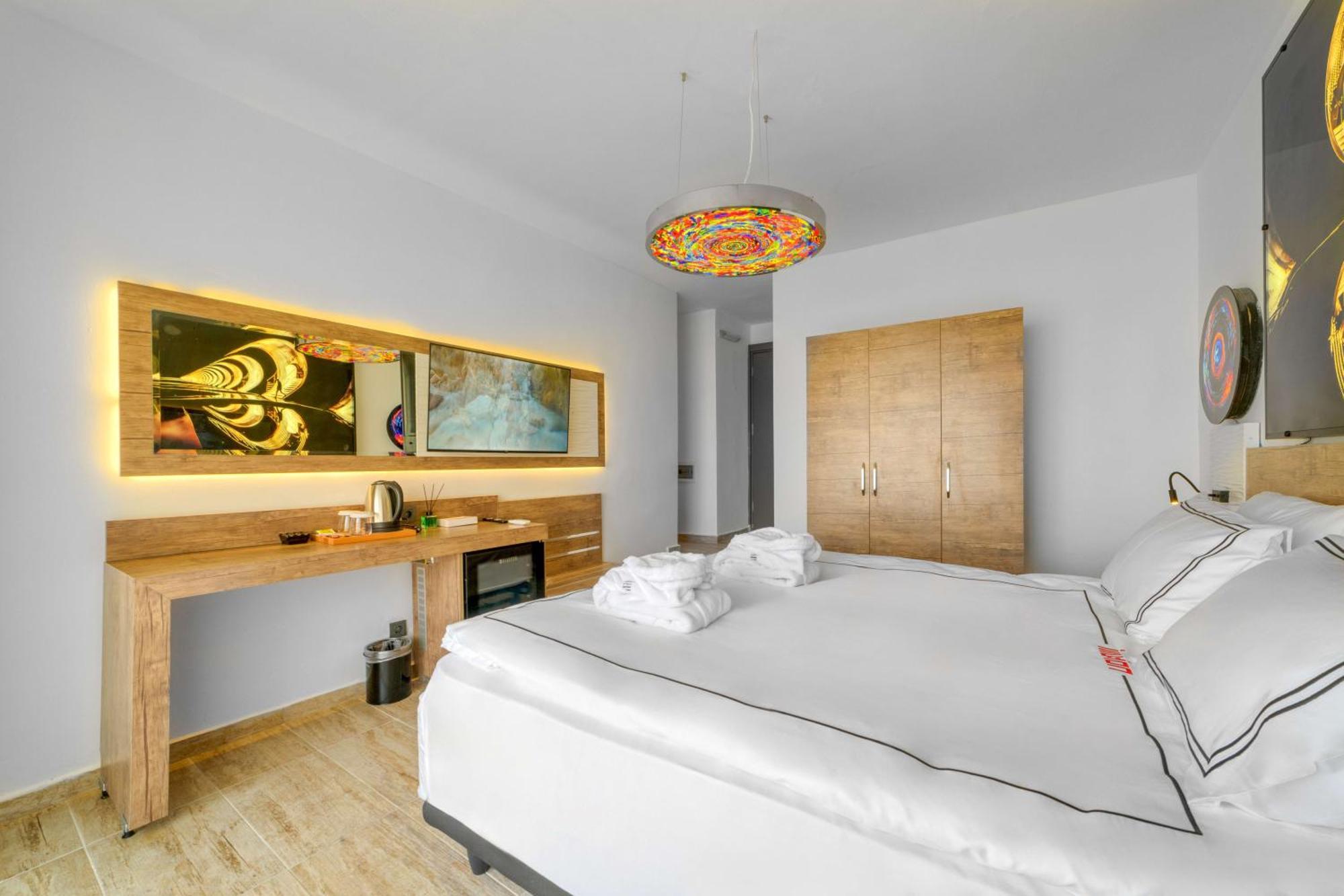 Illusion & Clubhotel - Adults Only Hotel